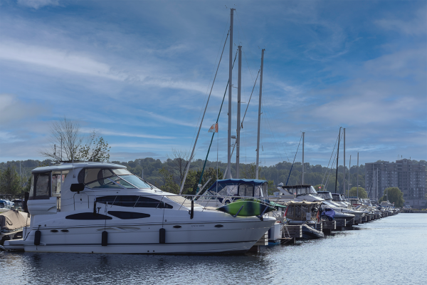 Marina Dockage